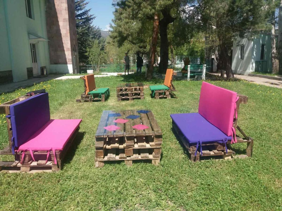 N&R Rest House Tsaghkadzor Extérieur photo